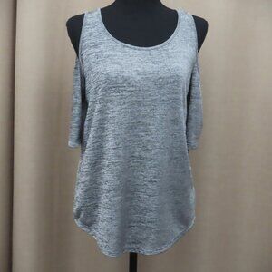 Jennifer Lopez Cold Shoulder Top